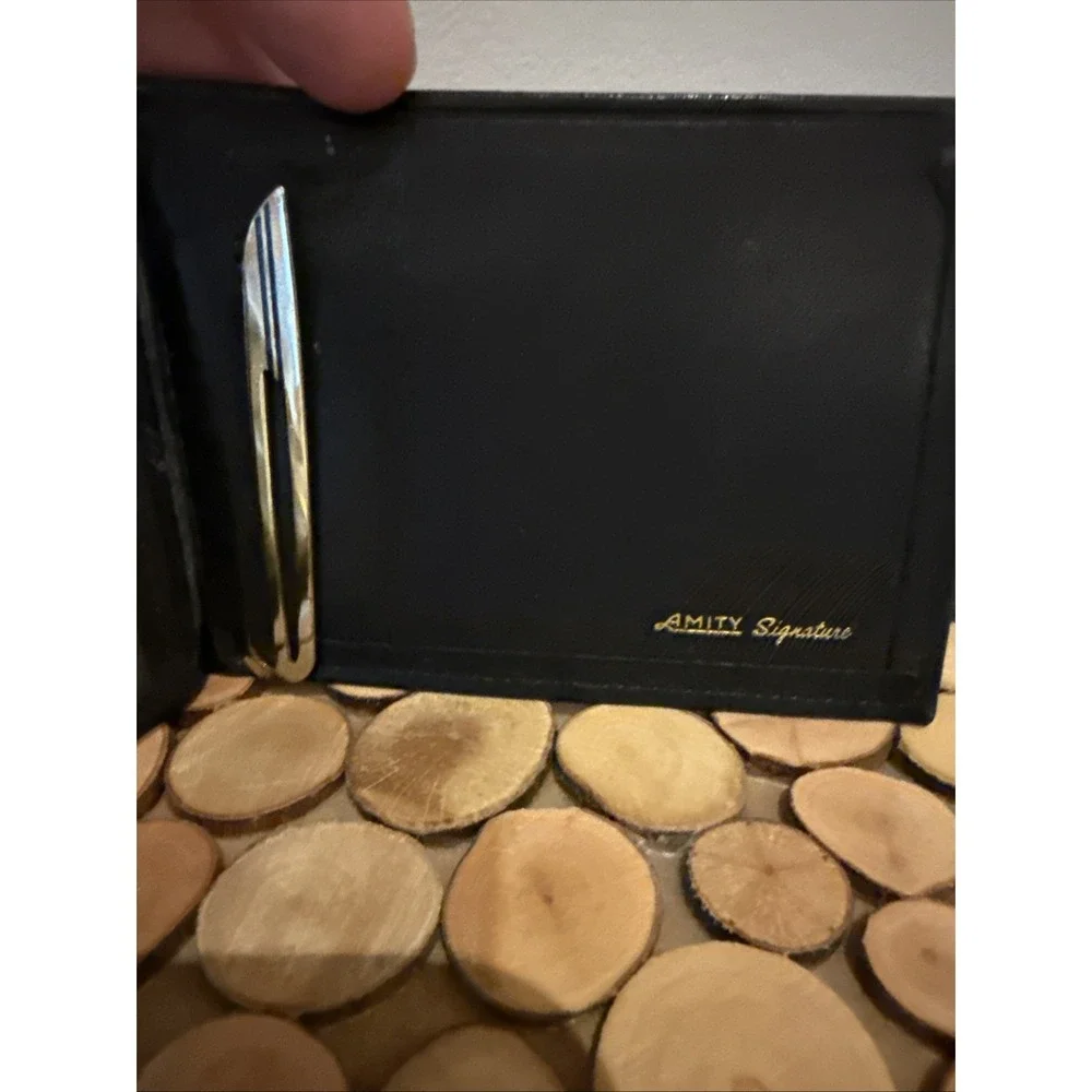 amity Leather Slim Bifold Wallet‎ 3 x4